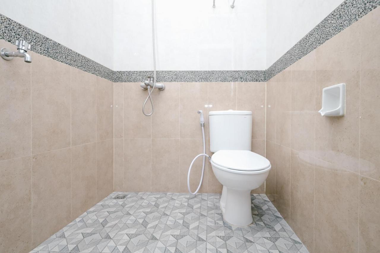 מלון Urbanview B Syariah Lumajang By Reddoorz מראה חיצוני תמונה